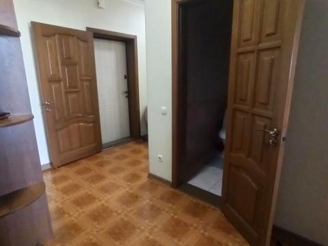 квартира за адресою Раїси Окіпної вул., 8