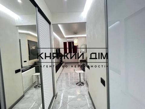 квартира за адресою Золотоустівська вул., 47-49