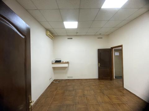 комерційна за адресою Оленівська вул., 16