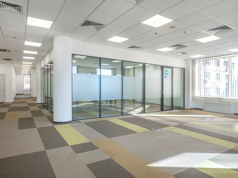 комерційна за адресою Жилянська вул., 75