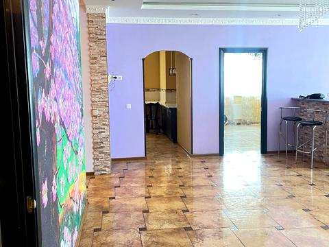 квартира по адресу Александра Мишуги ул., 12