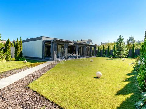 будинок за адресою Богатирська вул., 30