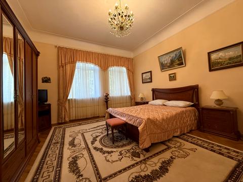 квартира за адресою Академіка Богомольця вул., 7/14