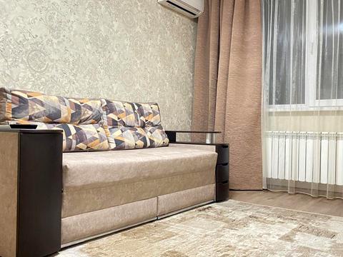 квартира по адресу Александровская ул., 1