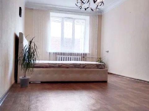 квартира за адресою Соборності вул. (Жовтнева), 36