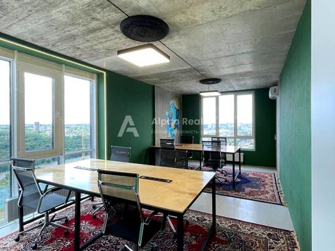 комерційна за адресою Михайла Бойчука вул. (Кіквідзе), 41-Б