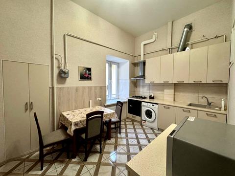 квартира по адресу Базарная ул., 32