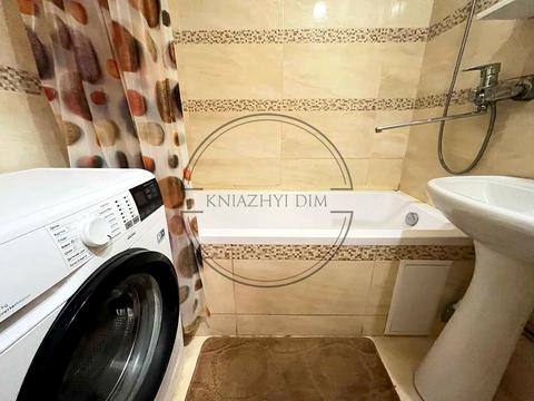 квартира за адресою Миколи Бажана просп., 7-Б