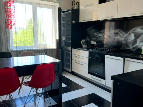 квартира за адресою Євпаторійська вул., 104