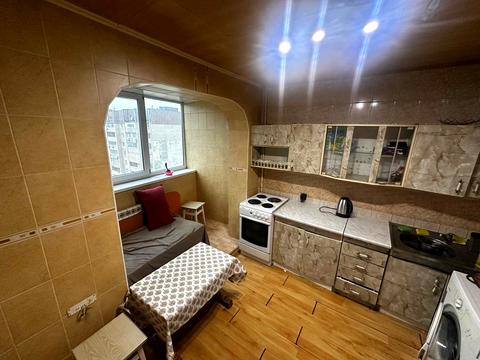 квартира за адресою Голосіївський просп. (40-річчя Жовтня), 15-Б