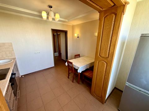 квартира за адресою Ревуцького вул., 21