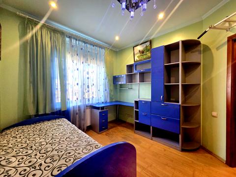 квартира за адресою Короленка, 6