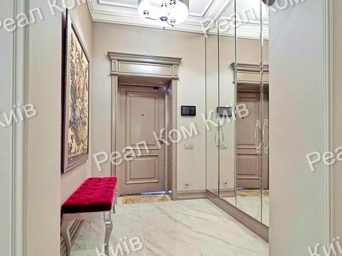 будинок за адресою Спортивна вул.