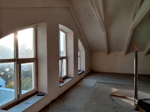 комерційна за адресою Квіткова вул. (Богуна), 3/88