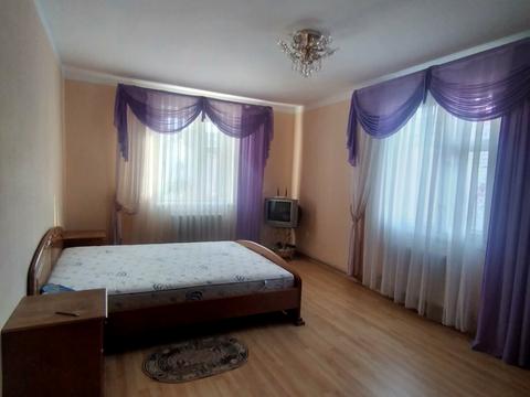 будинок за адресою Уютна