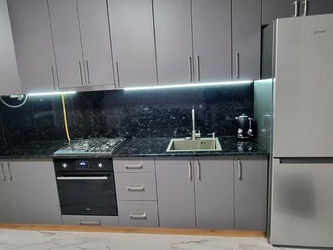 квартира за адресою Домбровського вул., 3