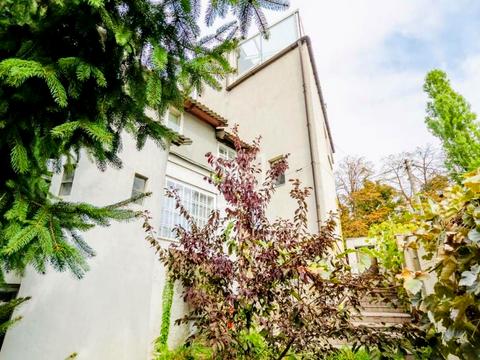 будинок за адресою Дмитра Дорошенка вул. (Чигоріна), 9