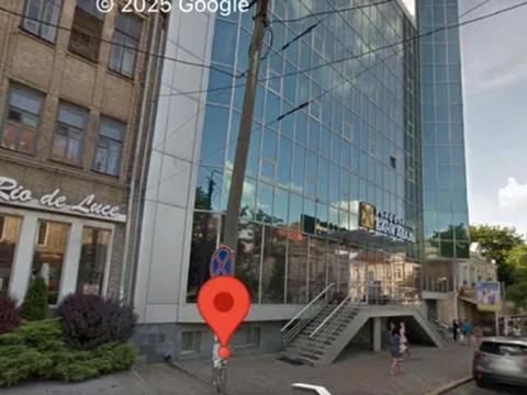 комерційна за адресою Січових Стрільців вул. (Артема), 4