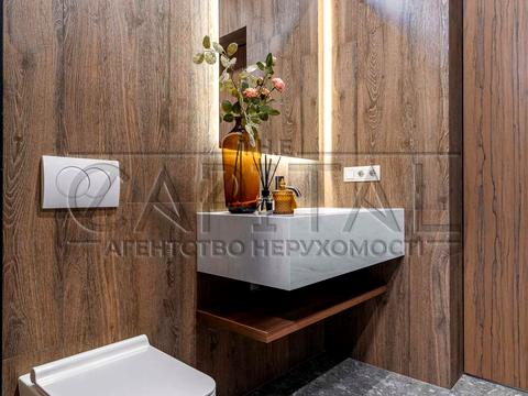 будинок за адресою Квітнева вул.