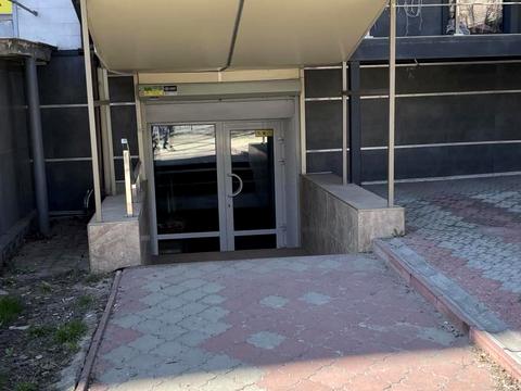 коммерческая по адресу Науки просп. (Ленина), 27