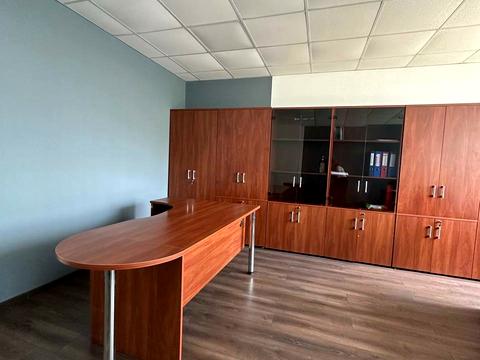 комерційна за адресою Незалежності бульв. (50 років Жовтня), 18