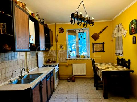 дом по адресу Києво-Святошинський