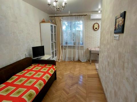 квартира за адресою Космонавтів вул., 18