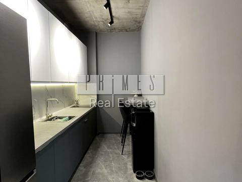 комерційна за адресою Андрія Верхогляда вул. (Михайла Драгомирова), 19-Б