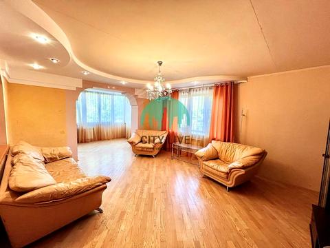 квартира за адресою Карпатської Січі вул., 8