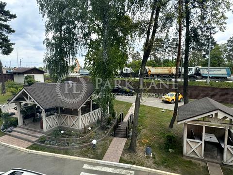 коммерческая по адресу Звенигородская ул., 173