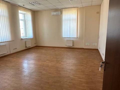 комерційна за адресою Лесі Українки просп. (Пушкіна), 8д