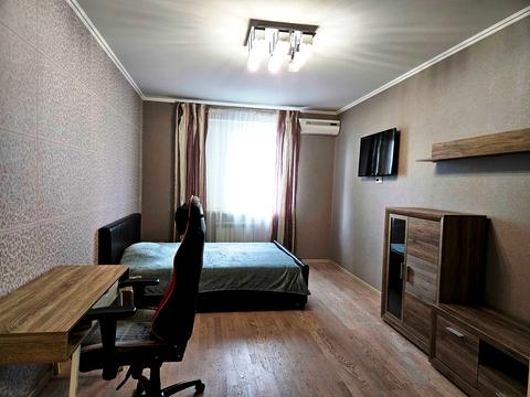 квартира за адресою Патріарха Мстислава Скрипника вул., 48-А