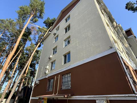 комерційна за адресою Єрощенка вул., 12-А