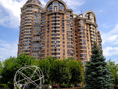 квартира за адресою Старонаводницька вул., 6-Б