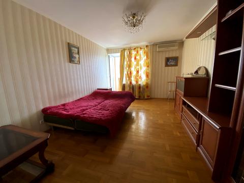 квартира за адресою Миколи Садовського вул., 12