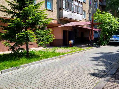 коммерческая по адресу Александра Довженко ул., 6