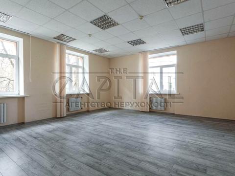 комерційна за адресою Євгенії Мірошниченко вул. (Софії Перовської), 10-Б