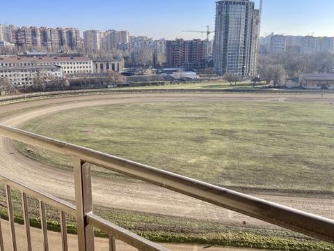 квартира по адресу Краснова ул., 3
