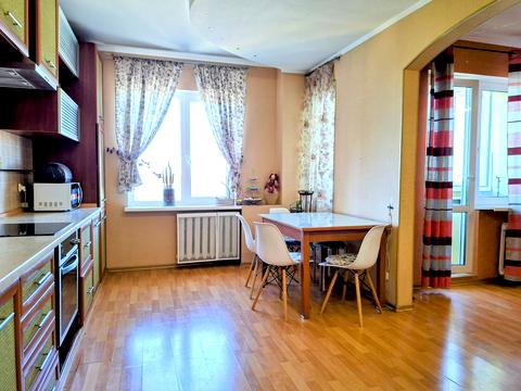 квартира по адресу Гонгадзе Георгия просп. (Советской Украины), 18-Д