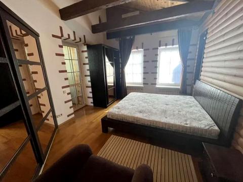 квартира по адресу Андреевский спуск, 2-Г