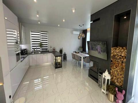 будинок за адресою с. Зазим'я, Київська вул.