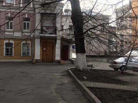 комерційна за адресою вул. Лютеранська