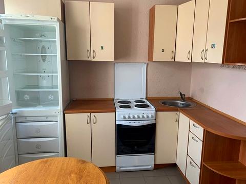 квартира за адресою Академіка Заболотного вул., 82