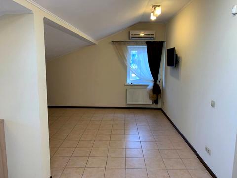 квартира за адресою Дмитра Луценка вул. (Крейсера "Аврора"), 9