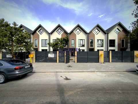 будинок за адресою Олени Теліги вул.