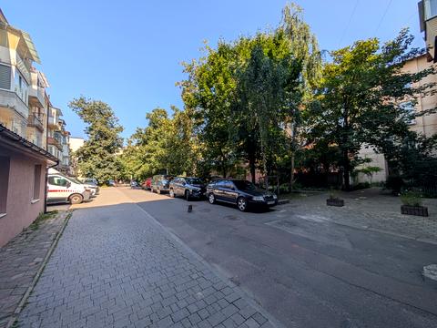квартира за адресою Бельведерська вул., 12