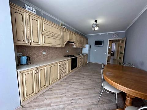 квартира по адресу Мельника, 10