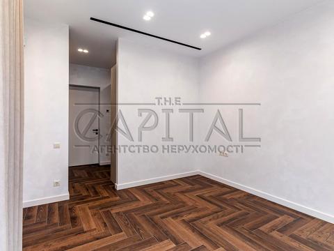 будинок за адресою Квітнева вул.