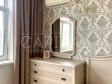 квартира за адресою Анни Ахматової вул., 22