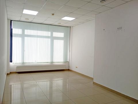 коммерческая по адресу Тичини, 5